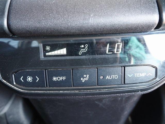 used 2023 Toyota Highlander car, priced at $25,885