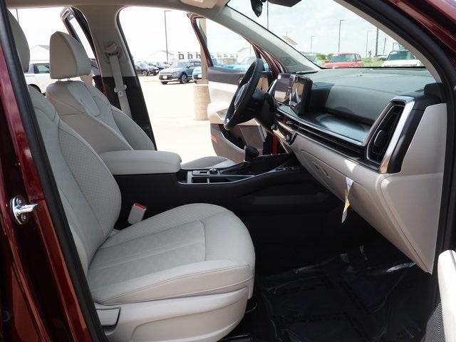 new 2025 Kia Sorento car, priced at $39,055