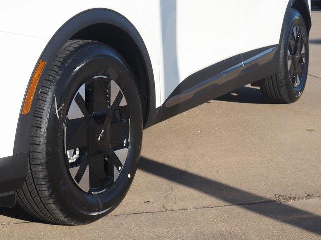 new 2026 Kia Sportage Hybrid car, priced at $32,495