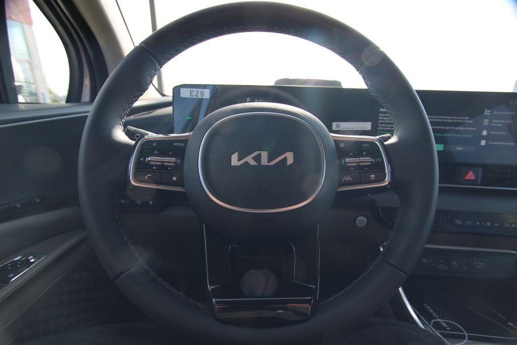 new 2026 Kia Carnival Hybrid car, priced at $46,345