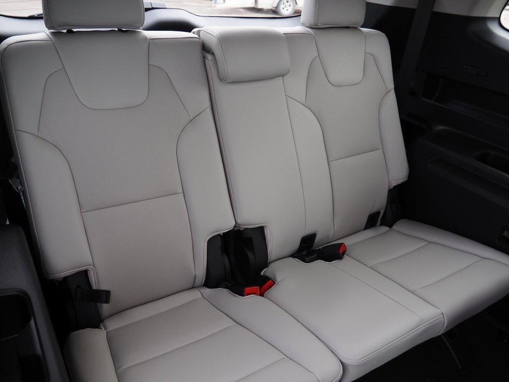 new 2025 Kia Telluride car, priced at $43,635