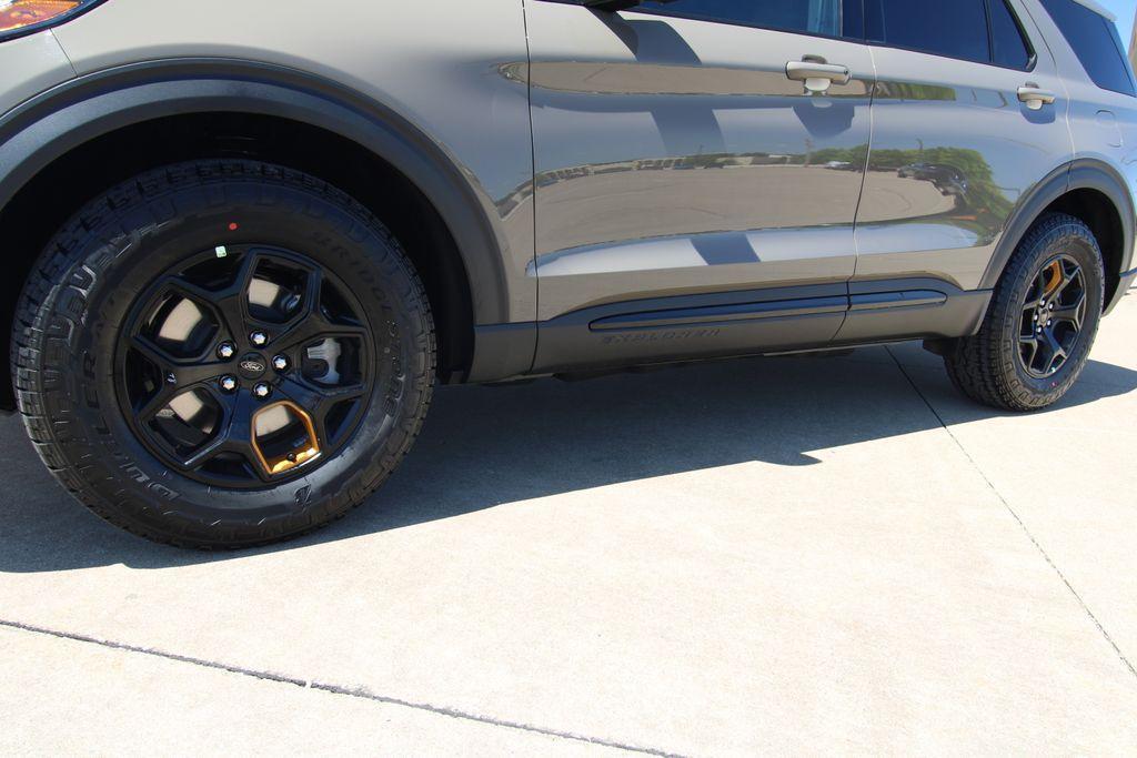 new 2026 Ford Explorer car, priced at $51,228