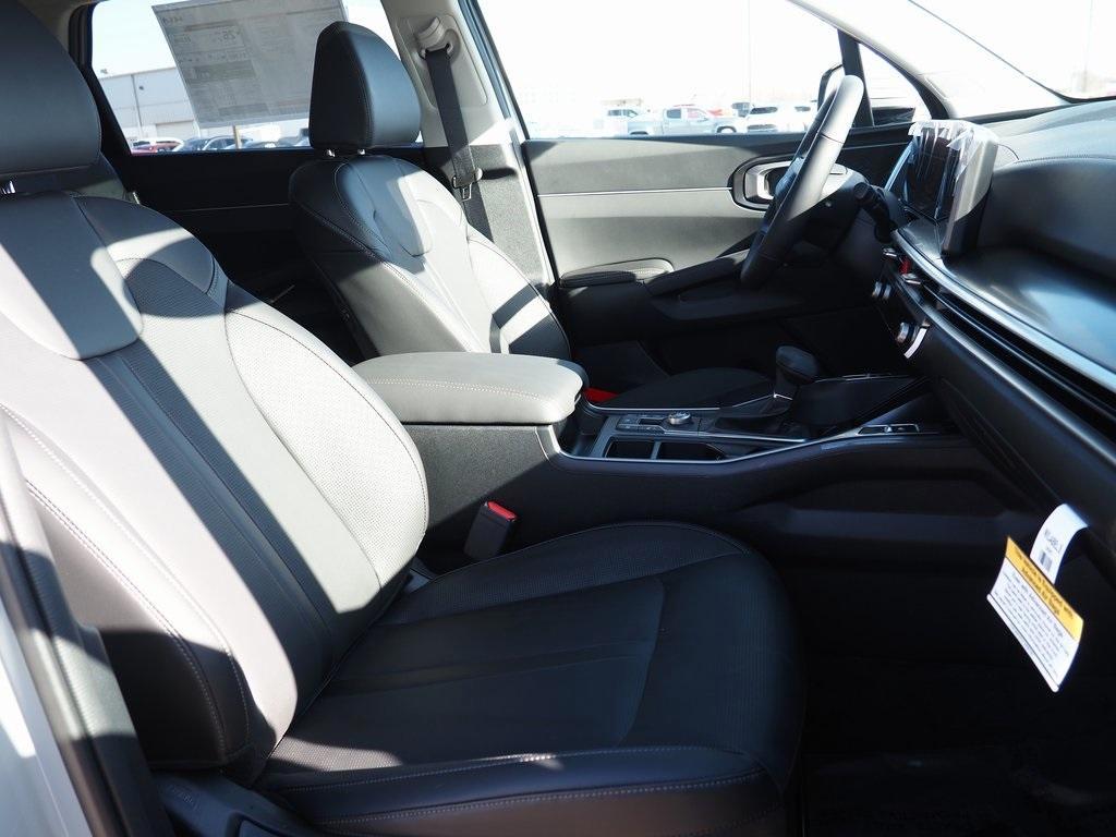 new 2026 Kia Sorento car, priced at $38,845