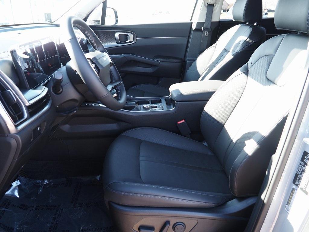 new 2026 Kia Sorento car, priced at $38,845