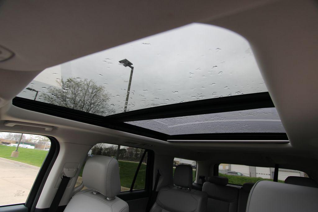 used 2025 Ford Expedition car, priced at $62,900