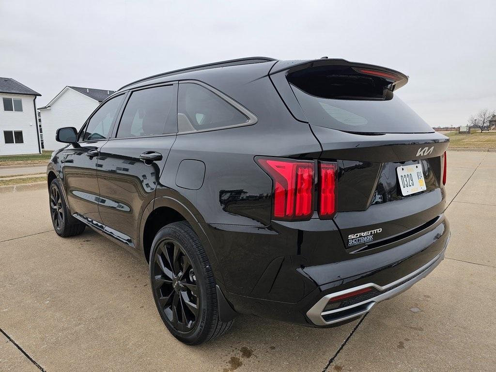 used 2023 Kia Sorento car, priced at $32,758