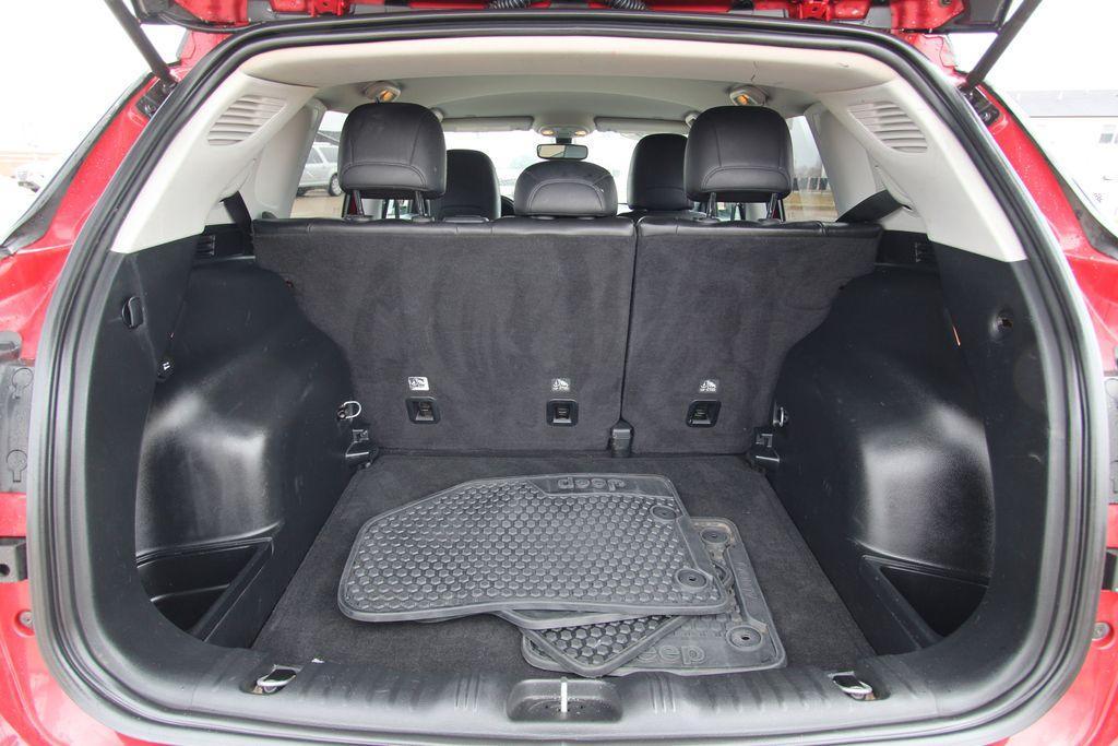 used 2019 Jeep Compass car, priced at $18,333