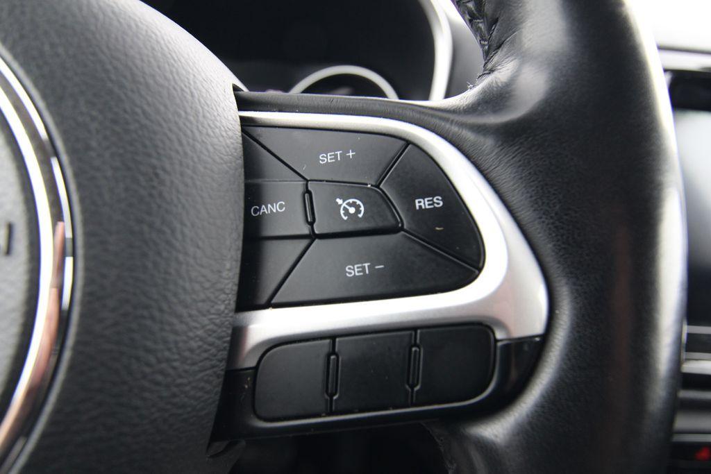 used 2019 Jeep Compass car, priced at $18,333