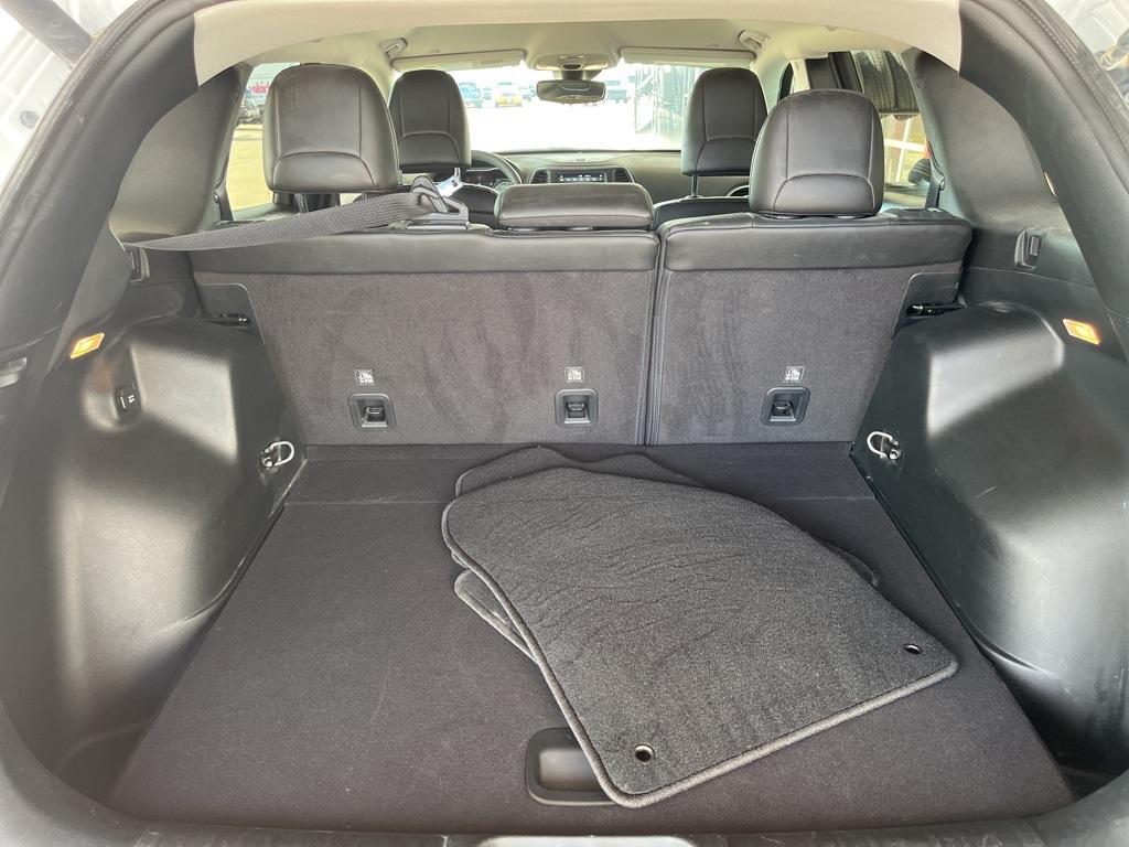 used 2022 Jeep Cherokee car, priced at $23,200