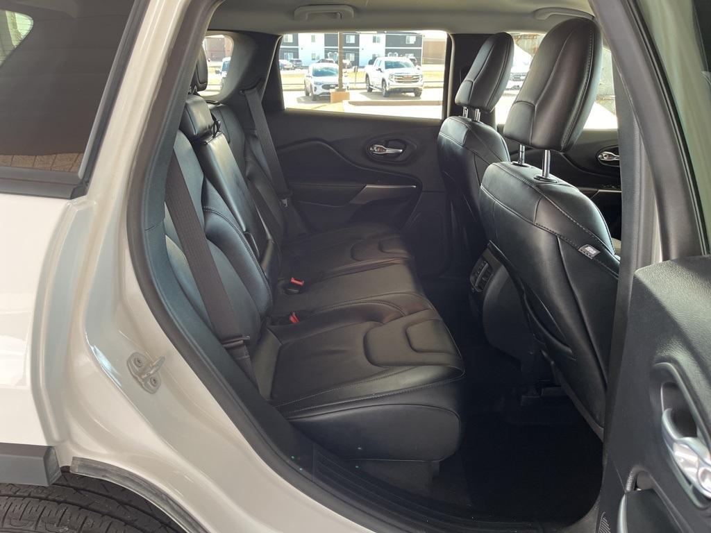 used 2022 Jeep Cherokee car, priced at $23,200