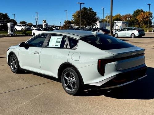 new 2025 Kia K4 car, priced at $24,185