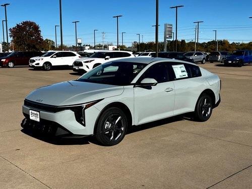 new 2025 Kia K4 car, priced at $24,185