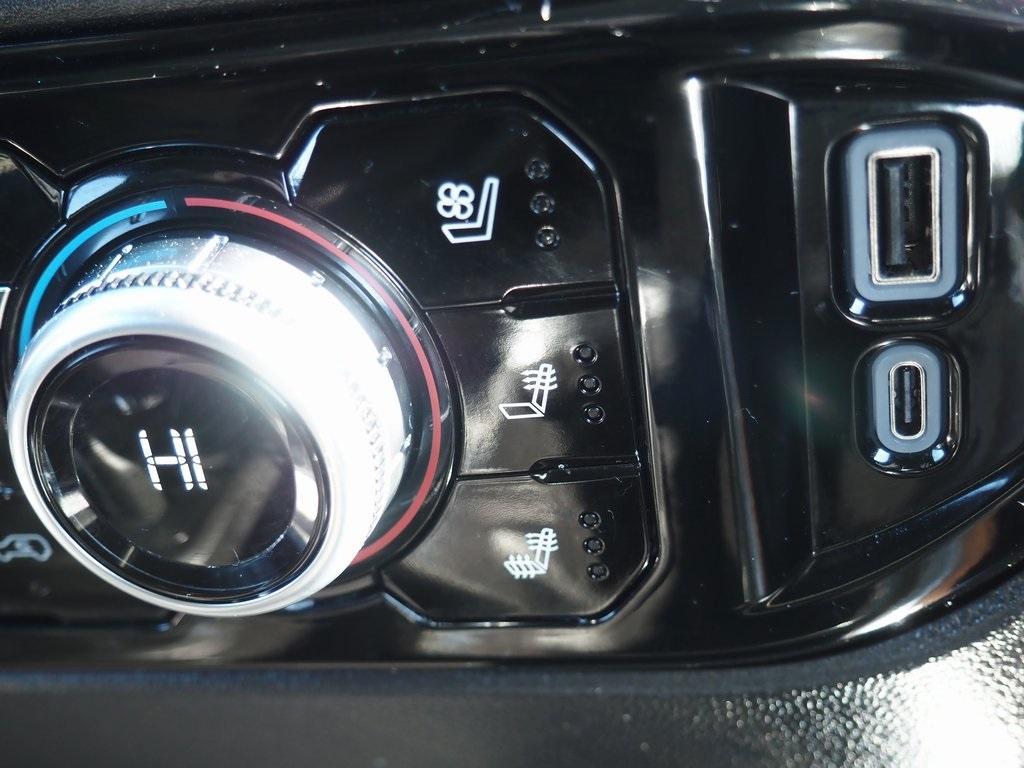 used 2024 GMC Sierra 1500 car, priced at $47,885