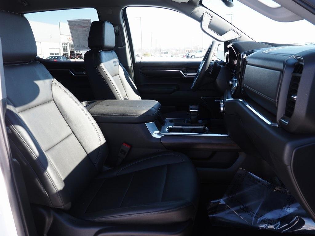 used 2024 GMC Sierra 1500 car, priced at $47,885