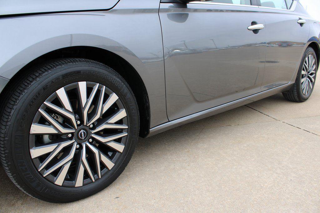 used 2024 Nissan Altima car, priced at $19,885