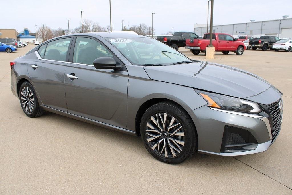 used 2024 Nissan Altima car, priced at $20,885