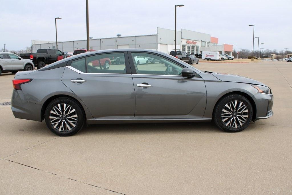 used 2024 Nissan Altima car, priced at $20,885