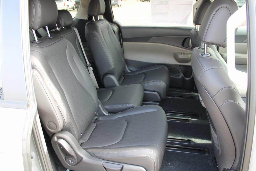 new 2026 Kia Carnival car, priced at $44,475