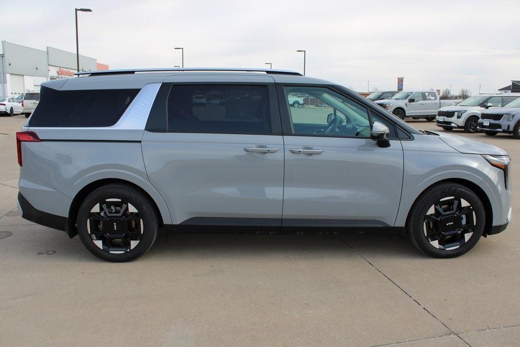 new 2026 Kia Carnival car, priced at $44,475
