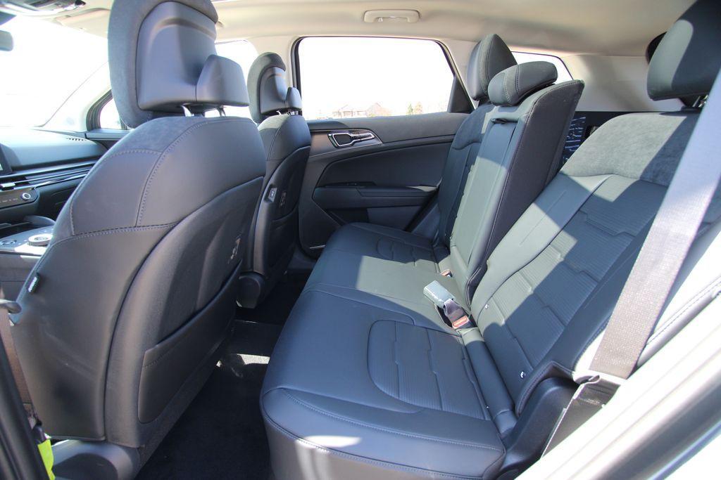 new 2026 Kia Sportage Hybrid car, priced at $42,305