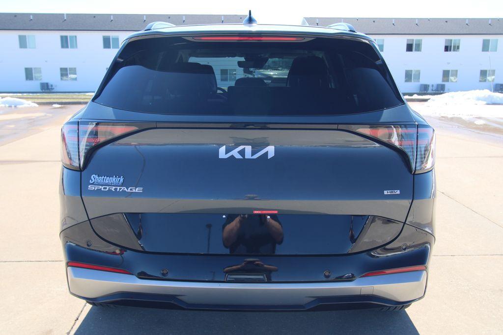 new 2026 Kia Sportage Hybrid car, priced at $42,305