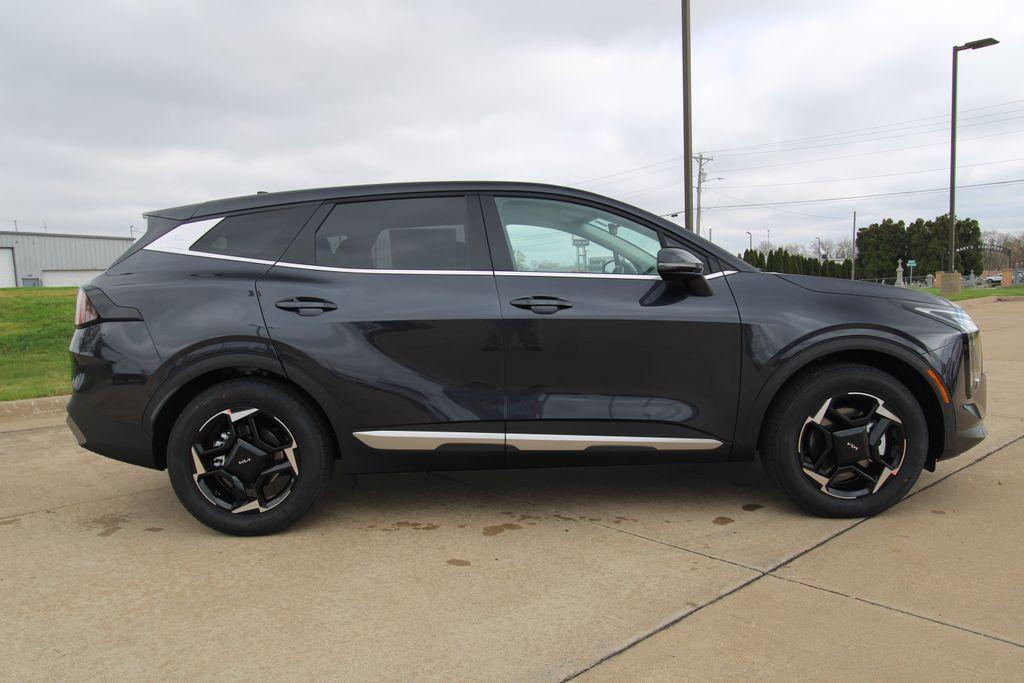 new 2026 Kia Sportage car, priced at $32,285