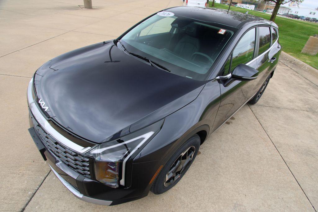 new 2026 Kia Sportage car, priced at $32,285
