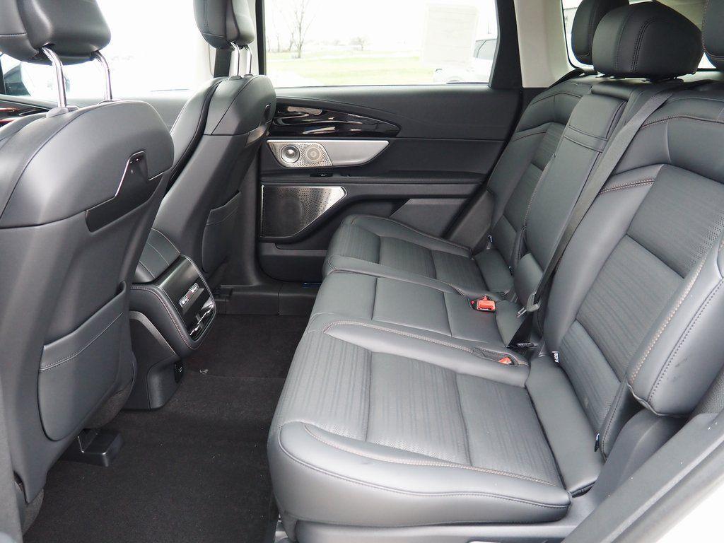 new 2026 Lincoln Nautilus car, priced at $70,492