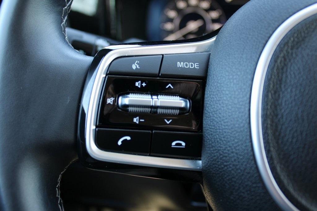 used 2023 Kia Sorento car, priced at $23,905
