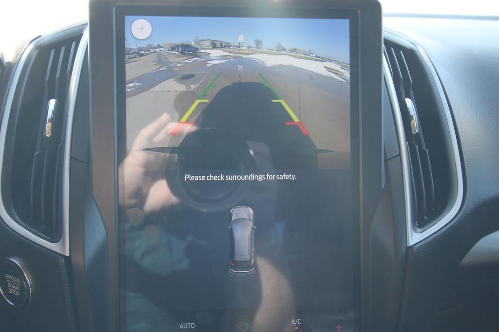 used 2024 Ford Edge car, priced at $26,445