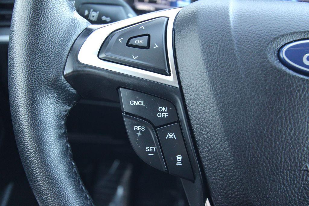 used 2024 Ford Edge car, priced at $26,445