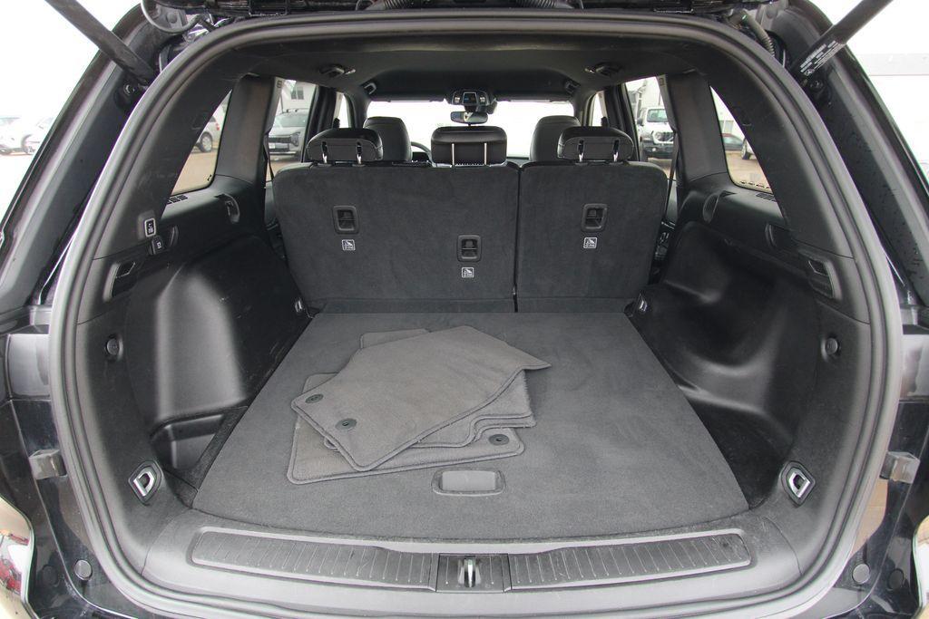 used 2024 Jeep Grand Cherokee car, priced at $30,885