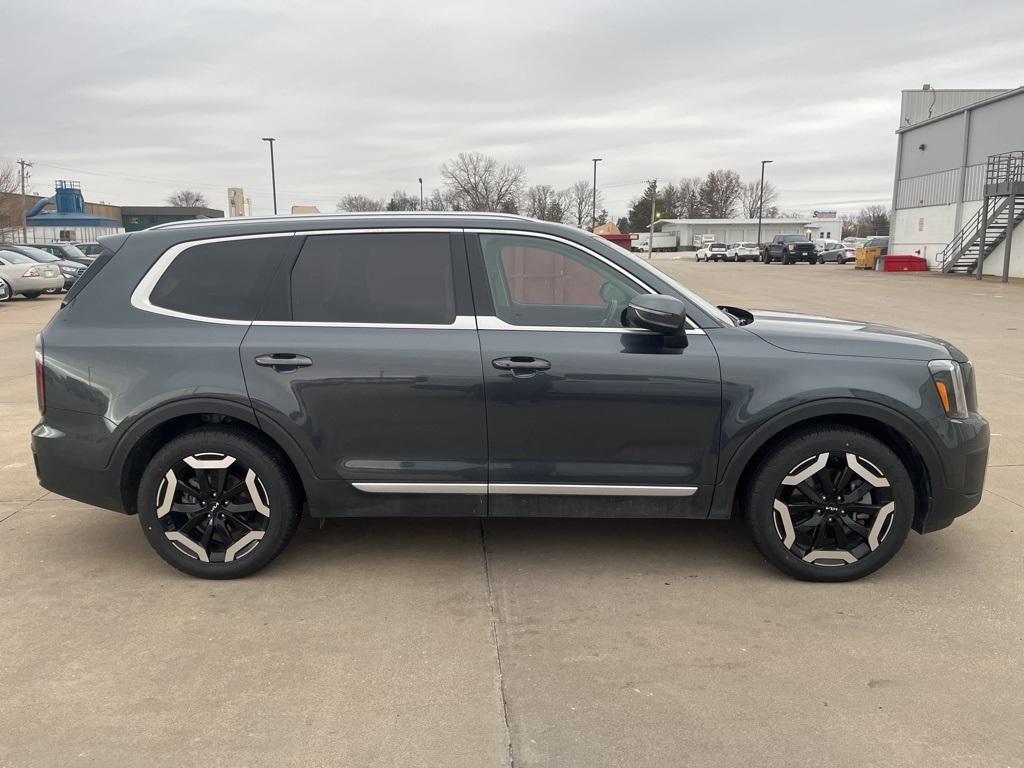 used 2023 Kia Telluride car, priced at $34,800