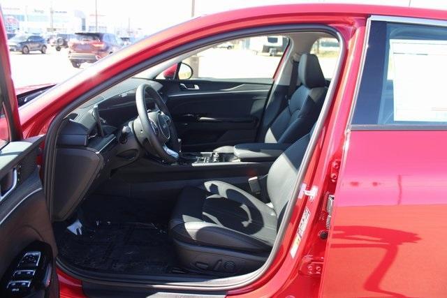 new 2025 Kia K5 car, priced at $36,325