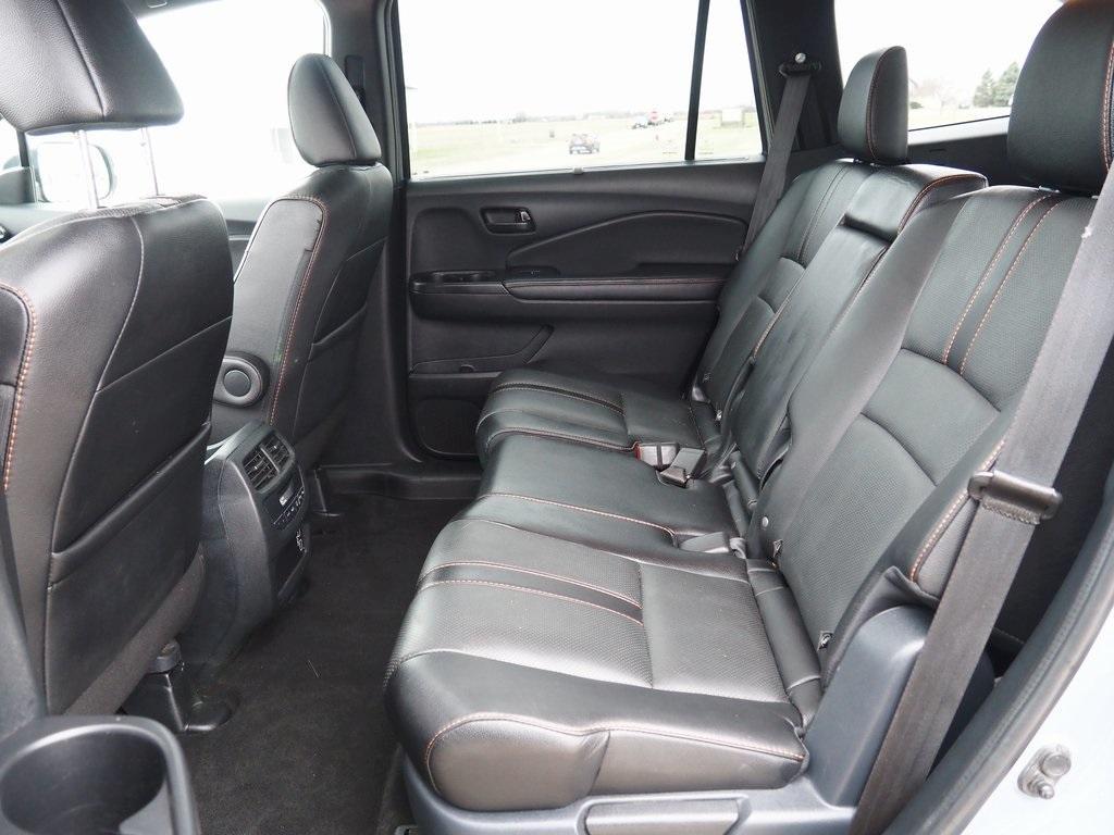 used 2022 Honda Pilot car, priced at $28,775