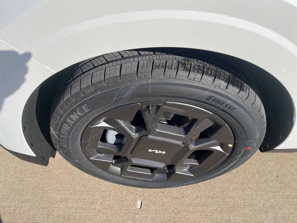 new 2026 Kia Carnival car, priced at $48,395