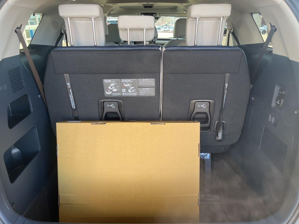 new 2026 Kia Carnival car, priced at $48,395
