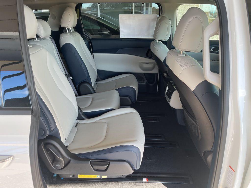 new 2026 Kia Carnival car, priced at $48,395