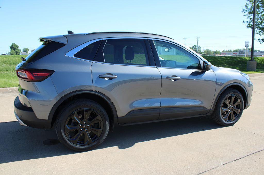 used 2024 Ford Escape car, priced at $25,775