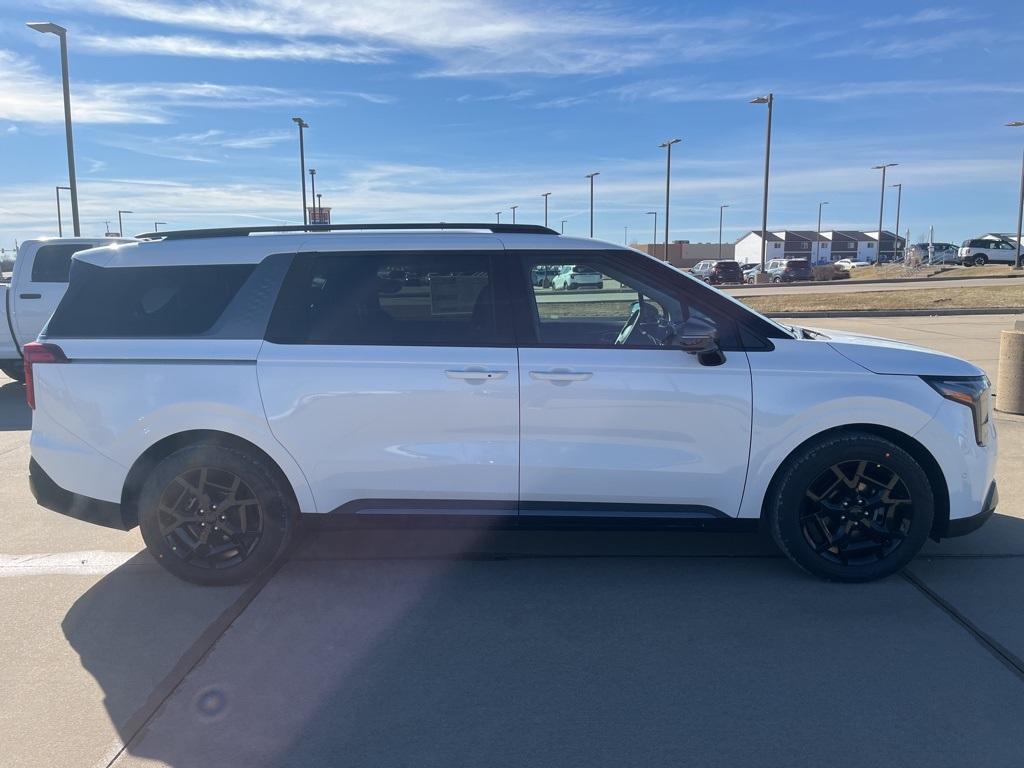 new 2026 Kia Carnival car, priced at $49,395