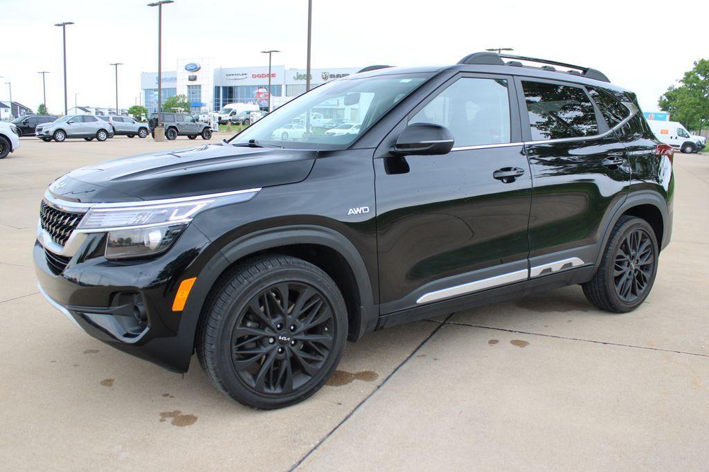 used 2023 Kia Seltos car, priced at $23,111