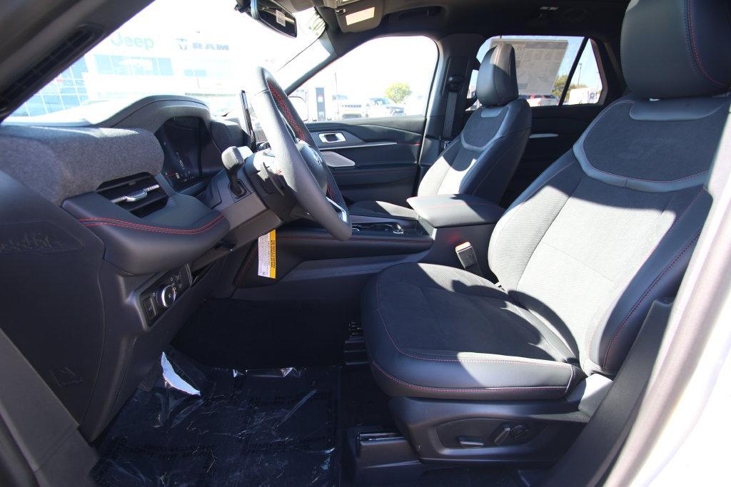 new 2027 Ford Explorer car, priced at $60,312