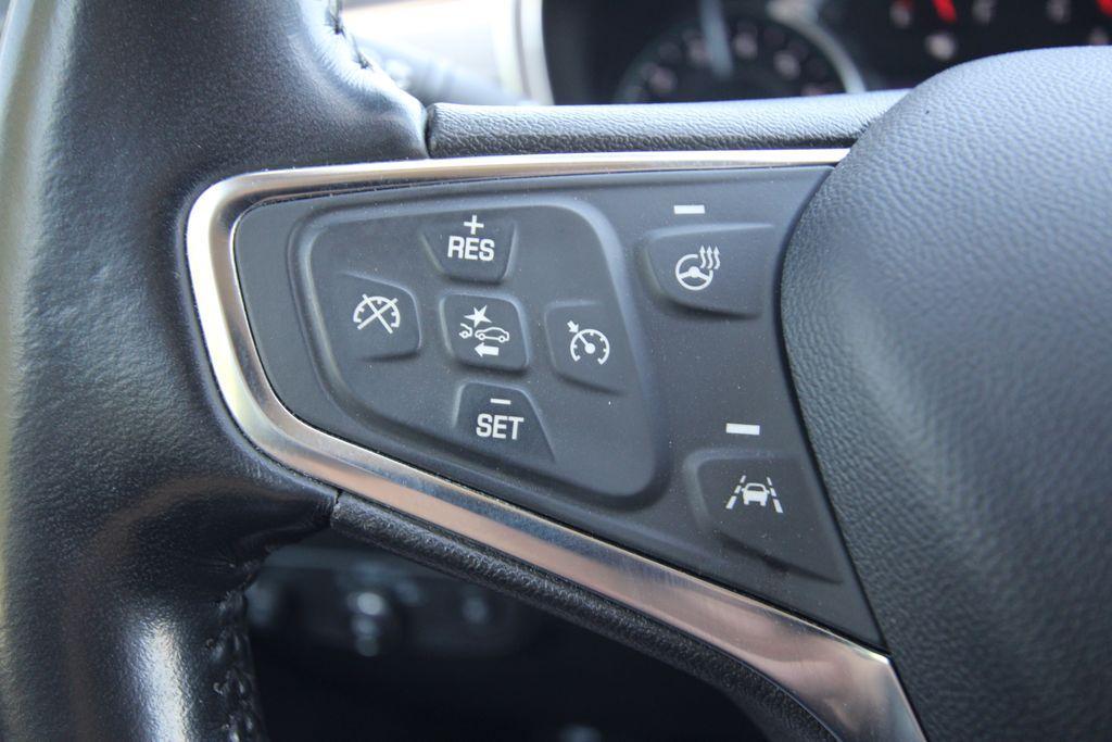 used 2021 Chevrolet Equinox car, priced at $17,333