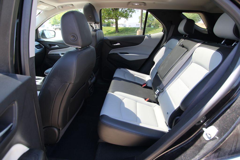 used 2021 Chevrolet Equinox car, priced at $17,333