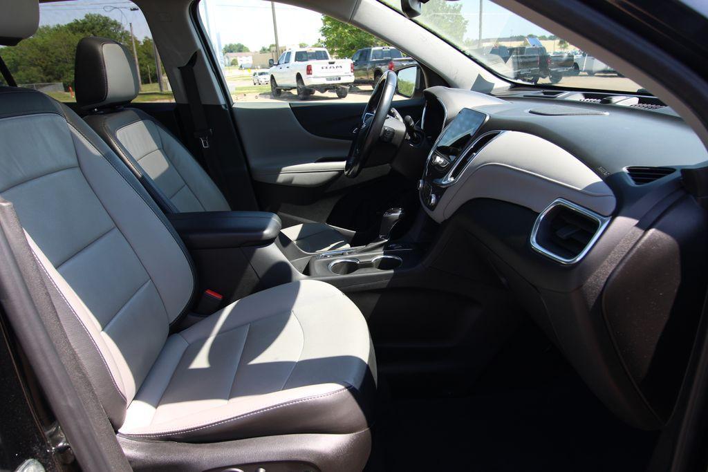 used 2021 Chevrolet Equinox car, priced at $17,333