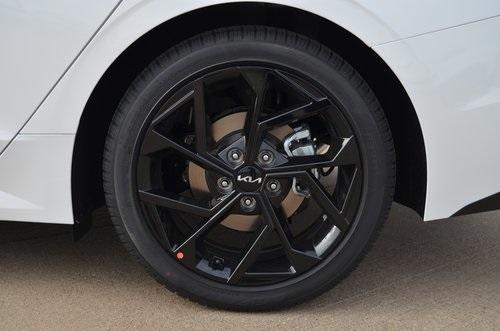 new 2026 Kia K5 car, priced at $34,080