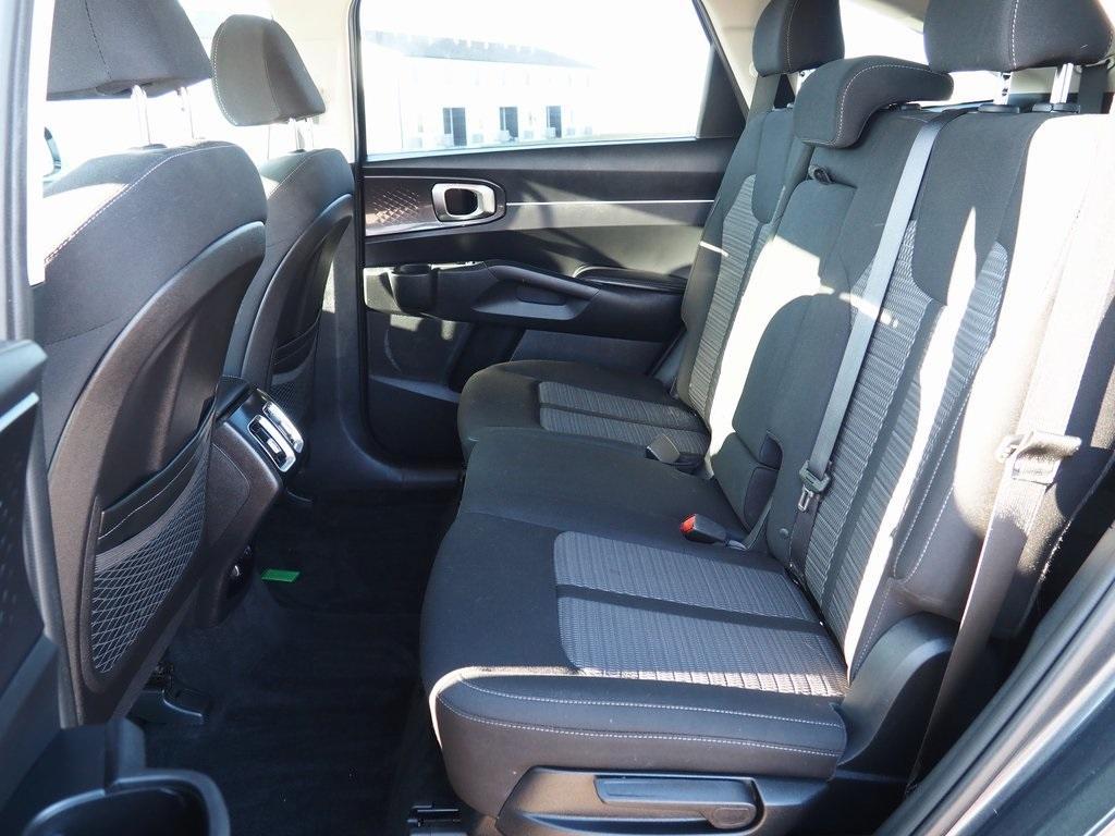 used 2021 Kia Sorento car, priced at $17,885