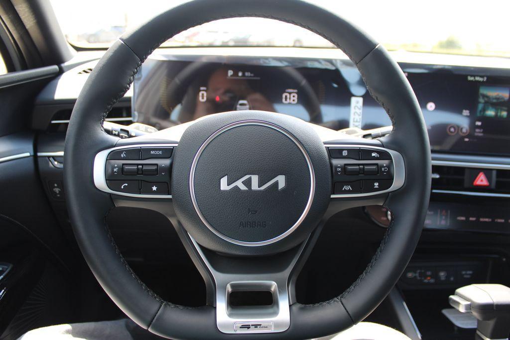 new 2026 Kia K5 car, priced at $32,030