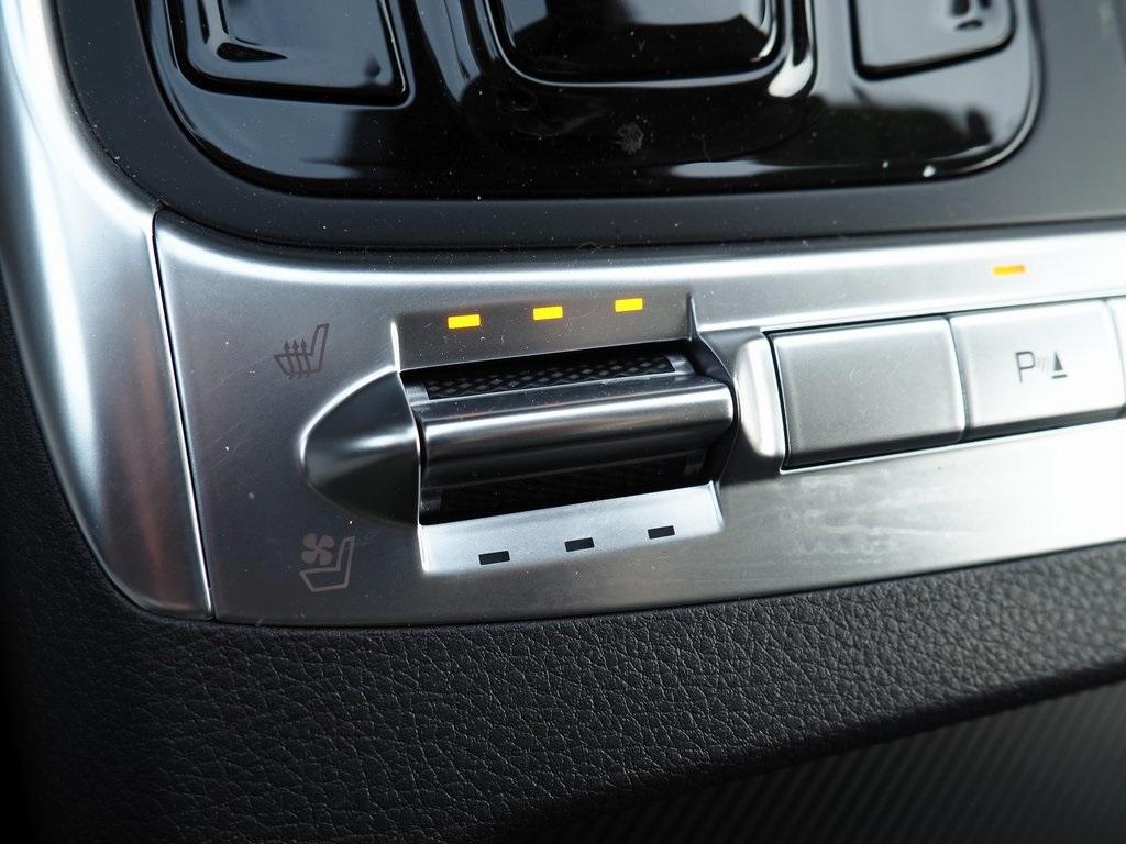 new 2026 Kia Carnival car, priced at $49,395