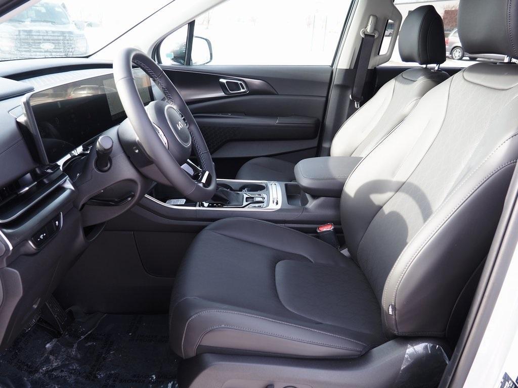 new 2026 Kia Carnival car, priced at $49,395